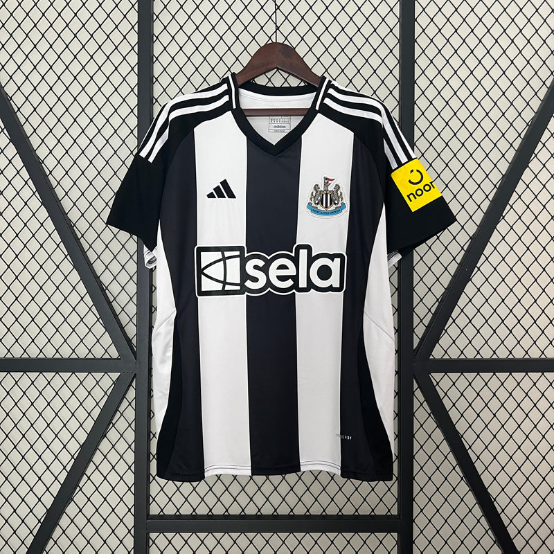 CAMISA DO NEWCASTLE UNITED 24/25 BRANCO PRETO