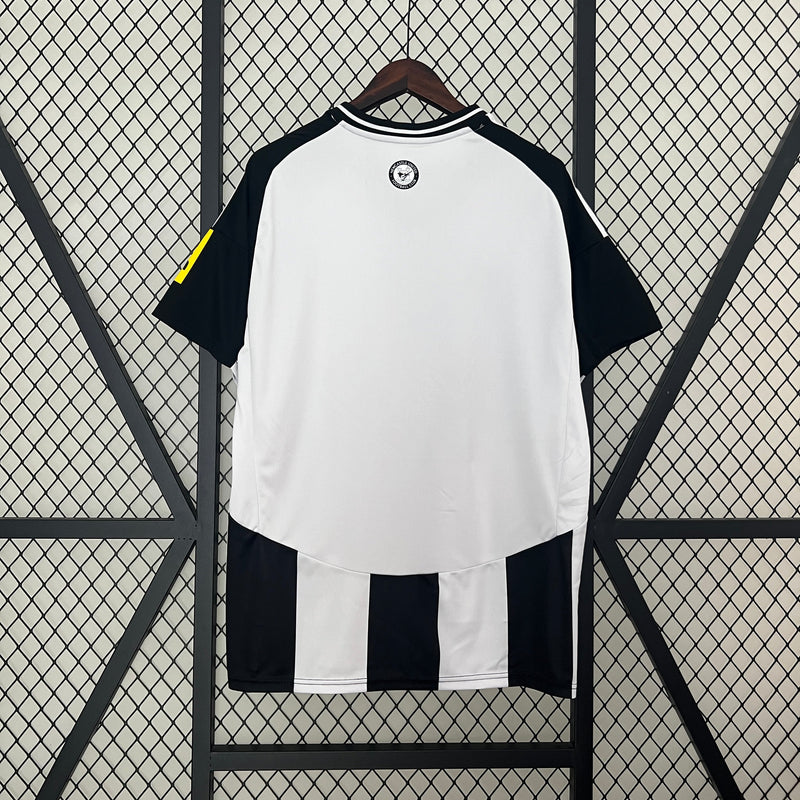 CAMISA DO NEWCASTLE UNITED 24/25 BRANCO PRETO